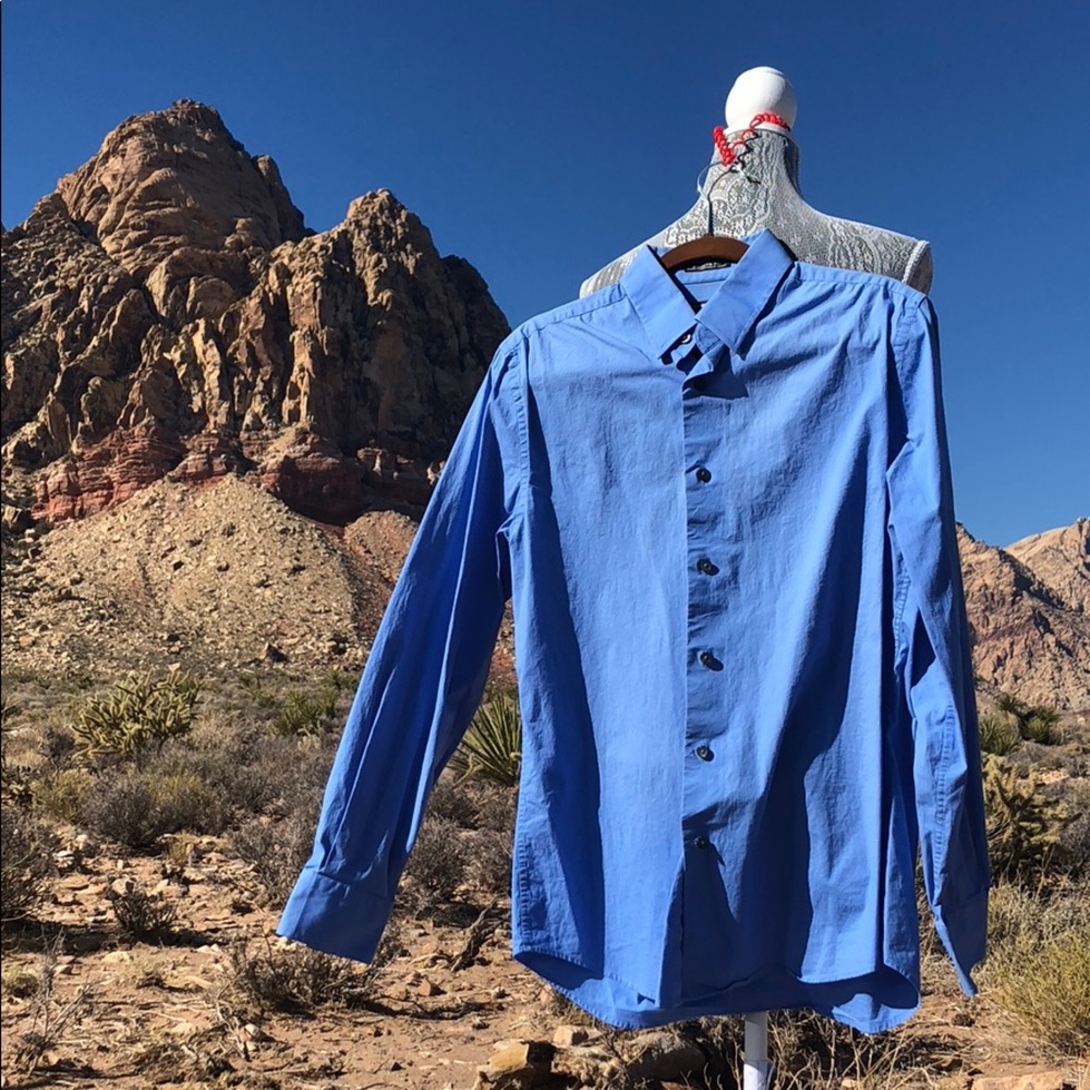 EXPRESS 1MX Modern Fit long sleeve dress shirt.